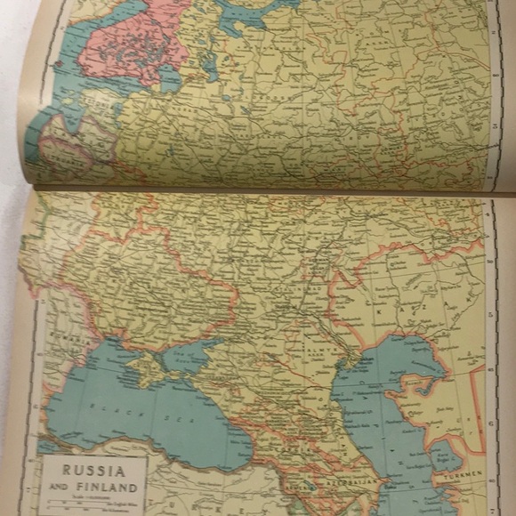 1941 Encyclopedia Britannia World Atlas Leather-Bound - Picture 14 of 16